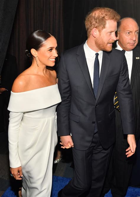 meghan markle nipples|Meghan Markle’s Braless Looks Are Truly Royal: See Photos of。